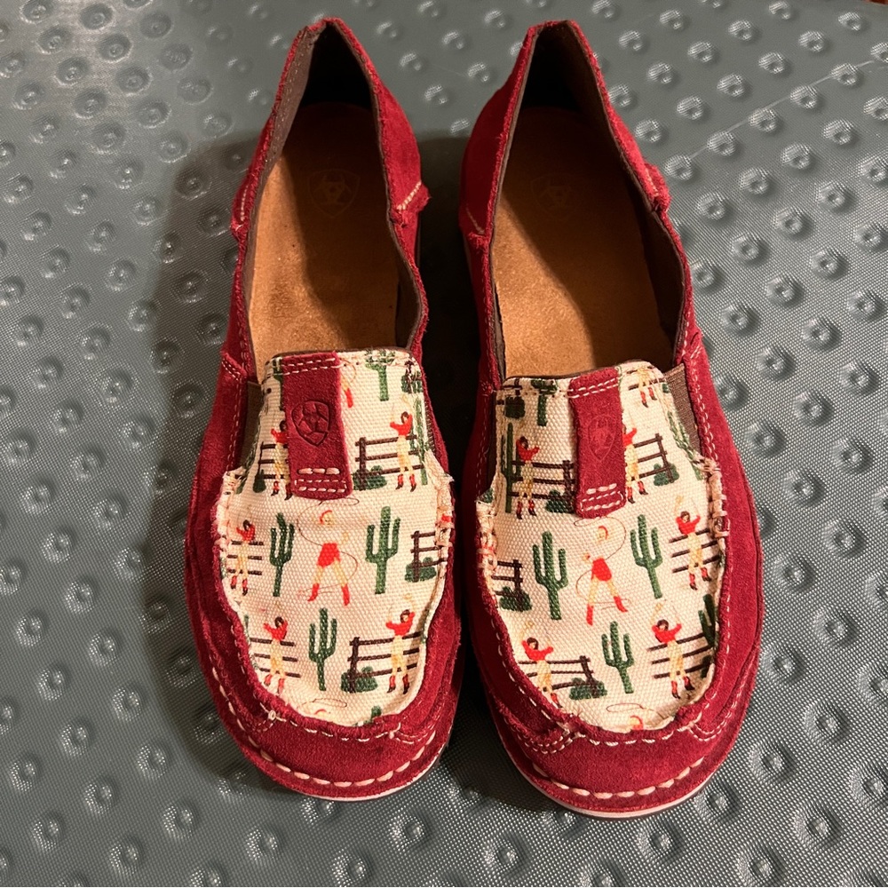 Ariat Women's Roper Cruiser Red Cactus Vintage Cowgirl
